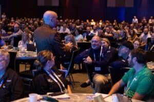 Dealer Week 2022 Keynote Speaker Dan Gingiss (photo by McLendon Photography)
