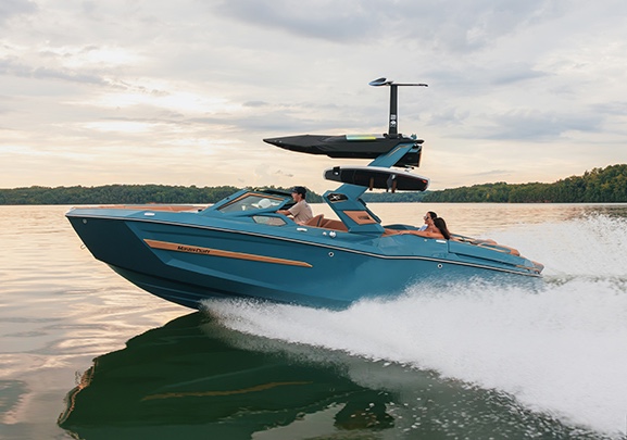 Boat Brand Partner -MasterCraft X24 running