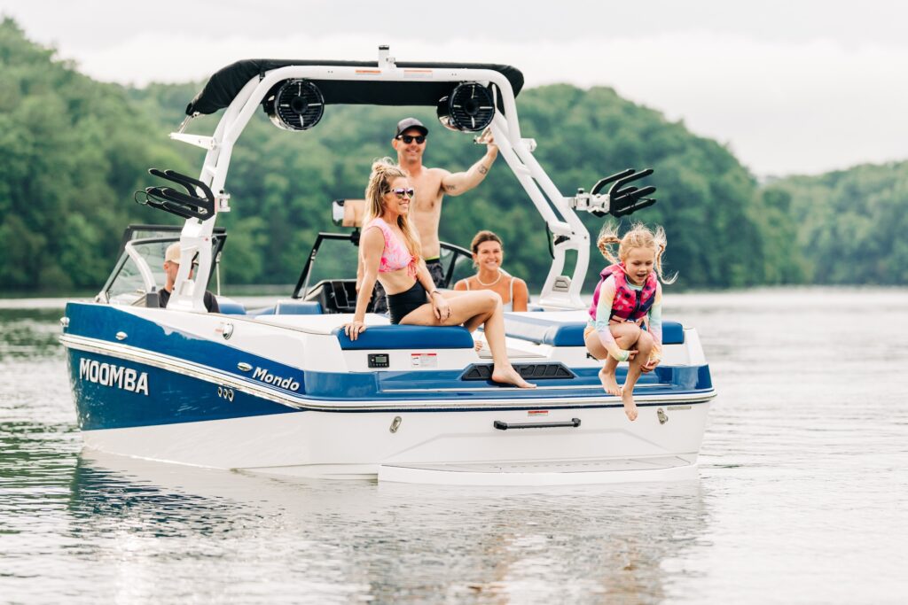 Boat Brand Partner Skier's Choice _ Moomba boats